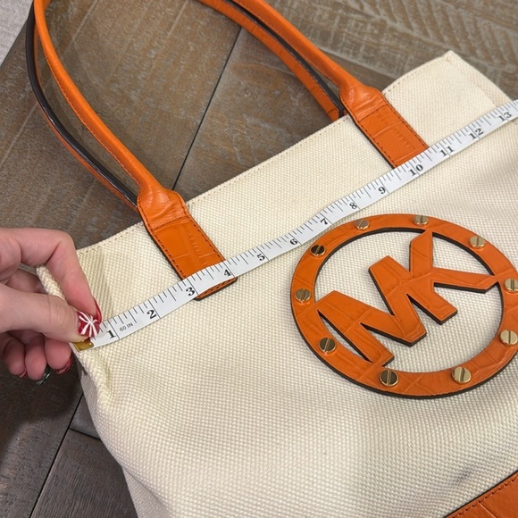 Michael kors Canvas and Leather bag - Picture 14 of 14